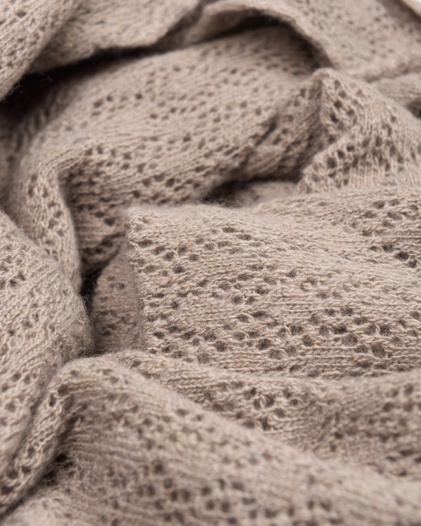 Stola lavorata a pizzo