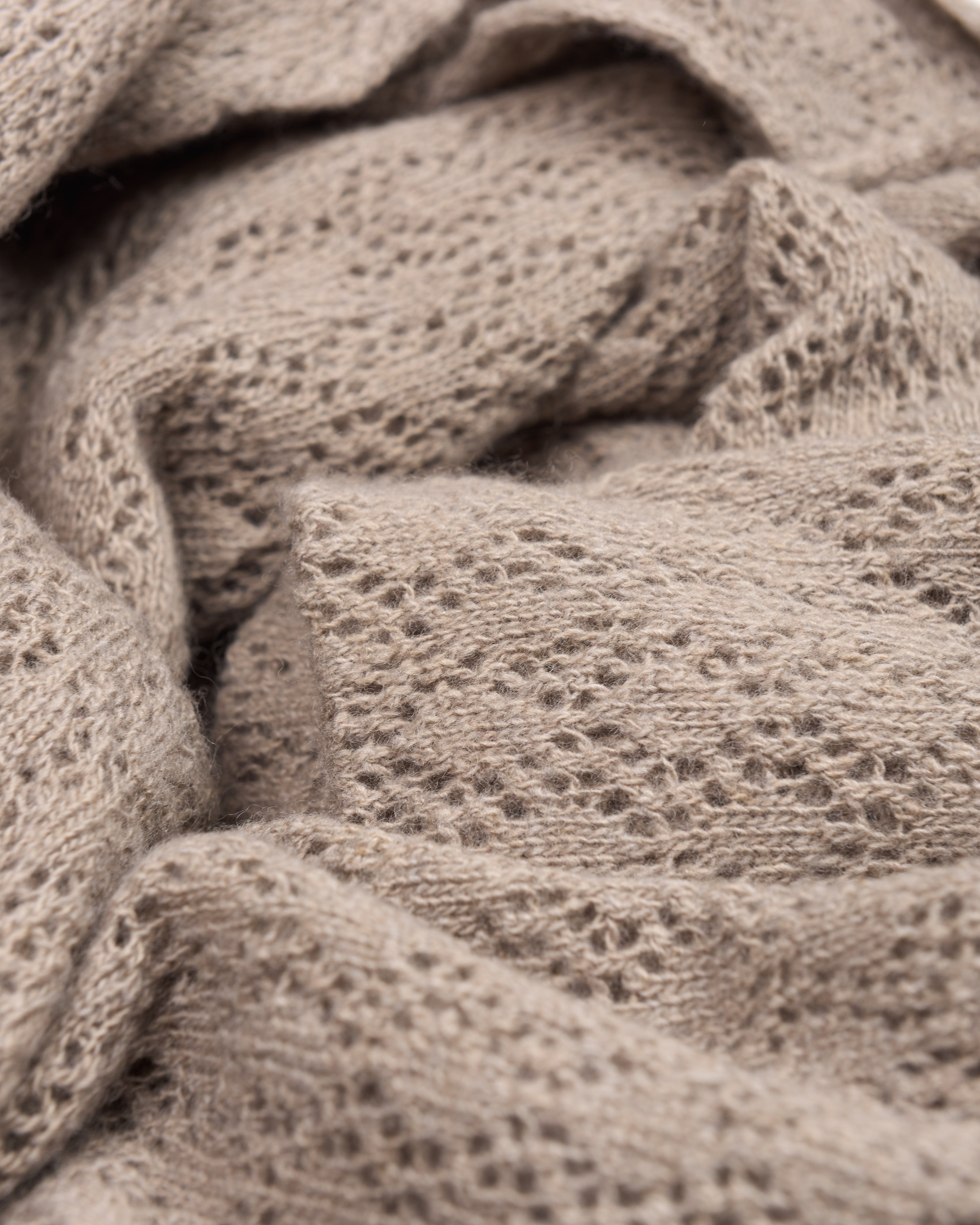 Stola lavorata a pizzo