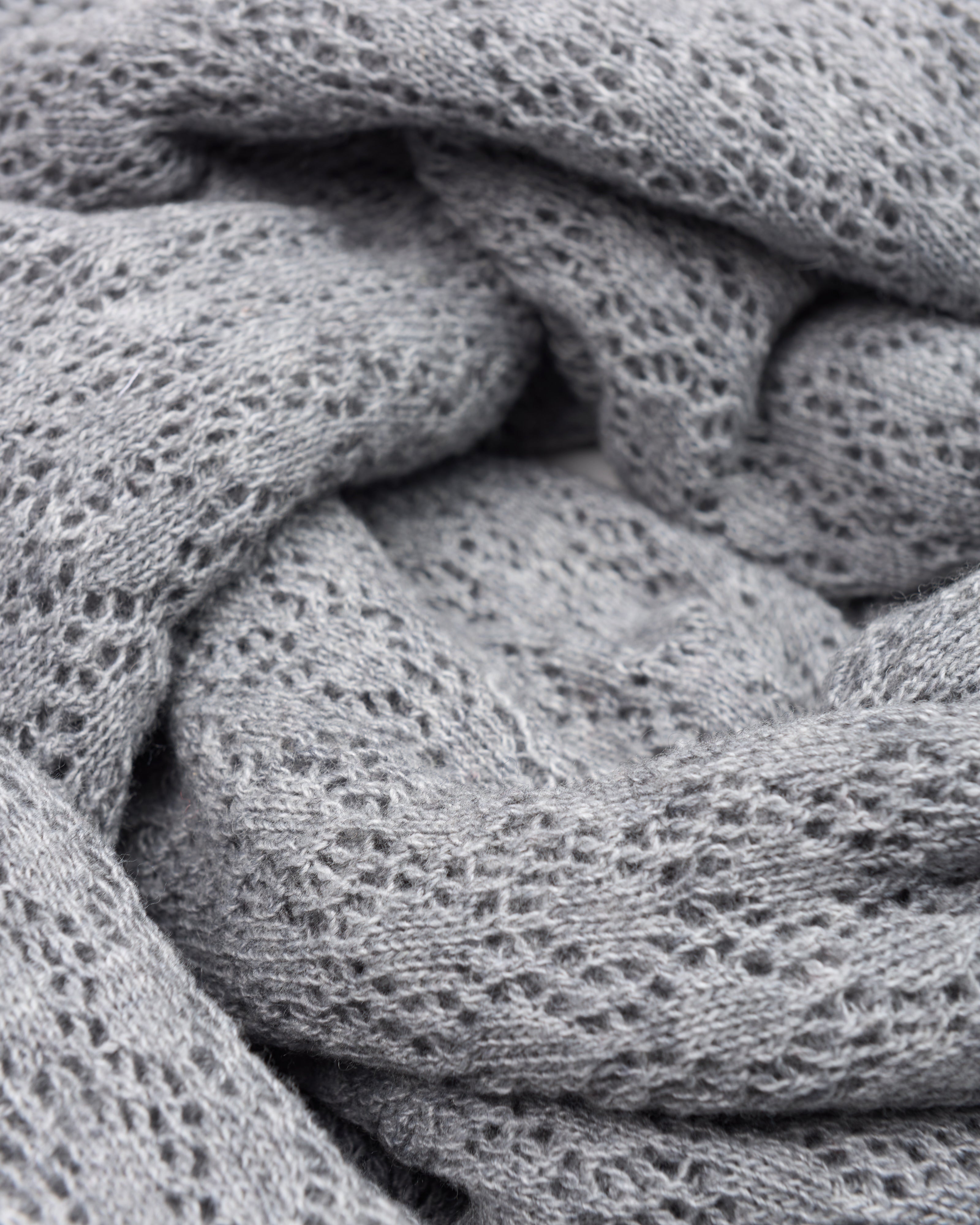 Stola lavorata a pizzo