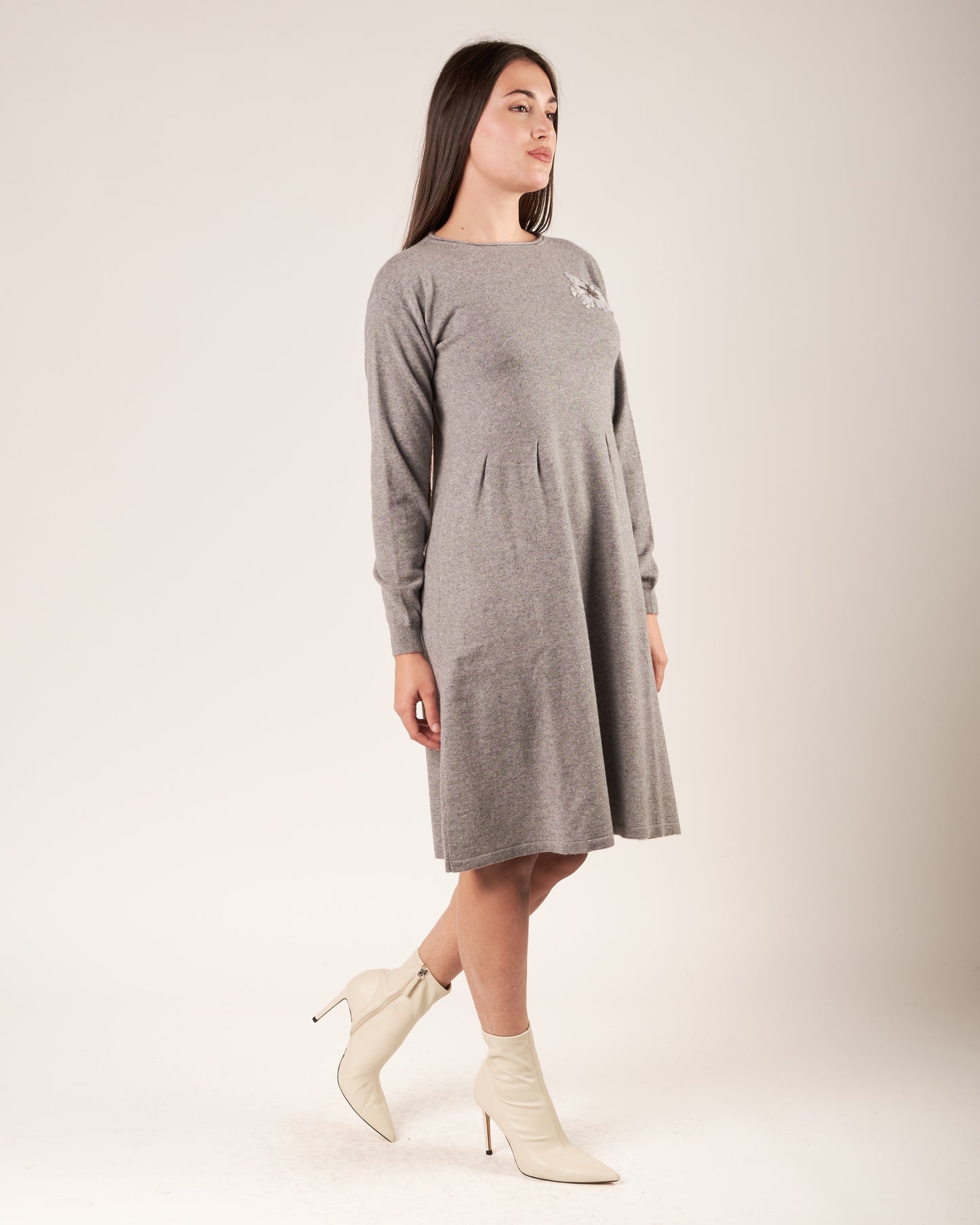 Abito misto cashmere con ricamo