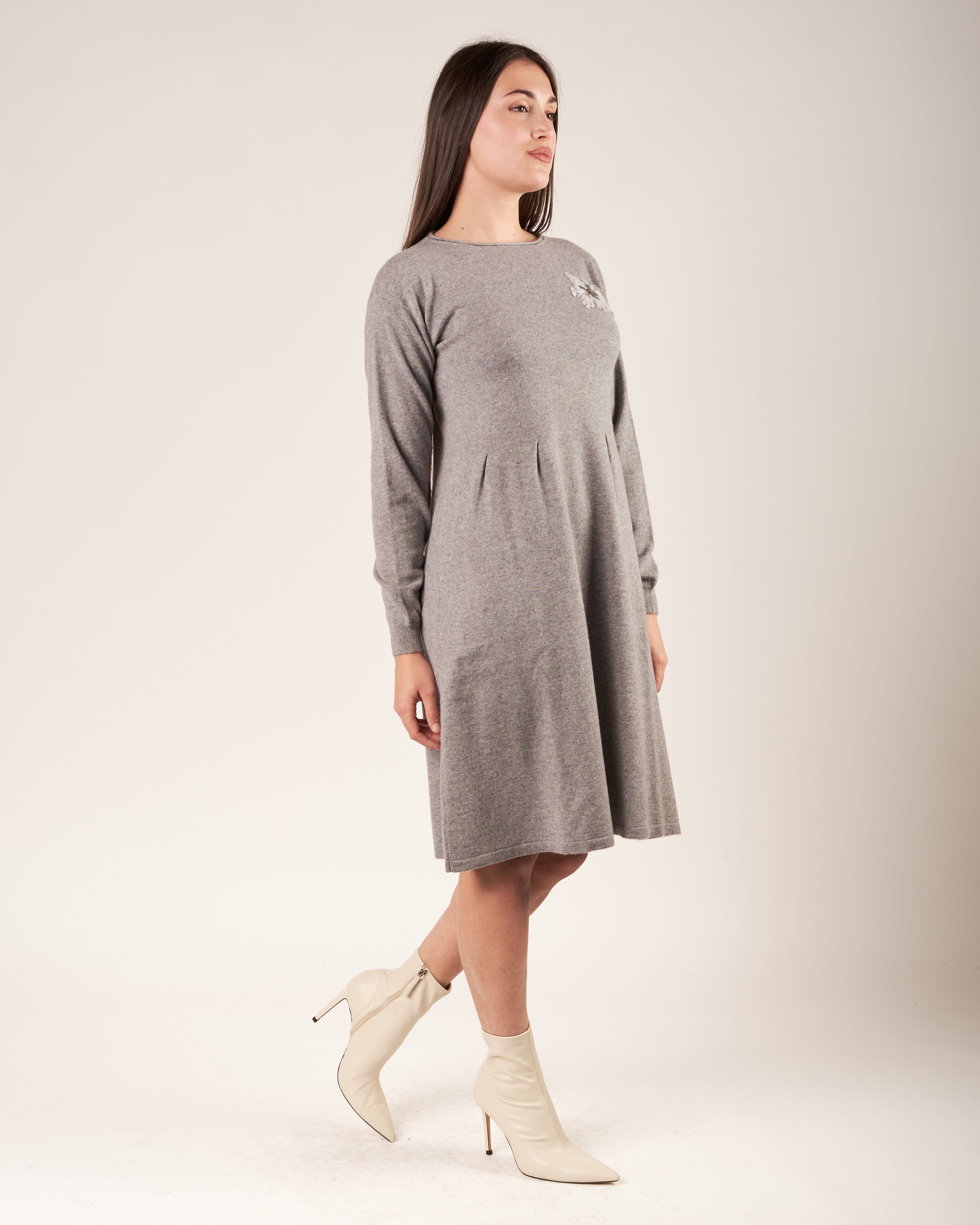 Abito misto cashmere con ricamo