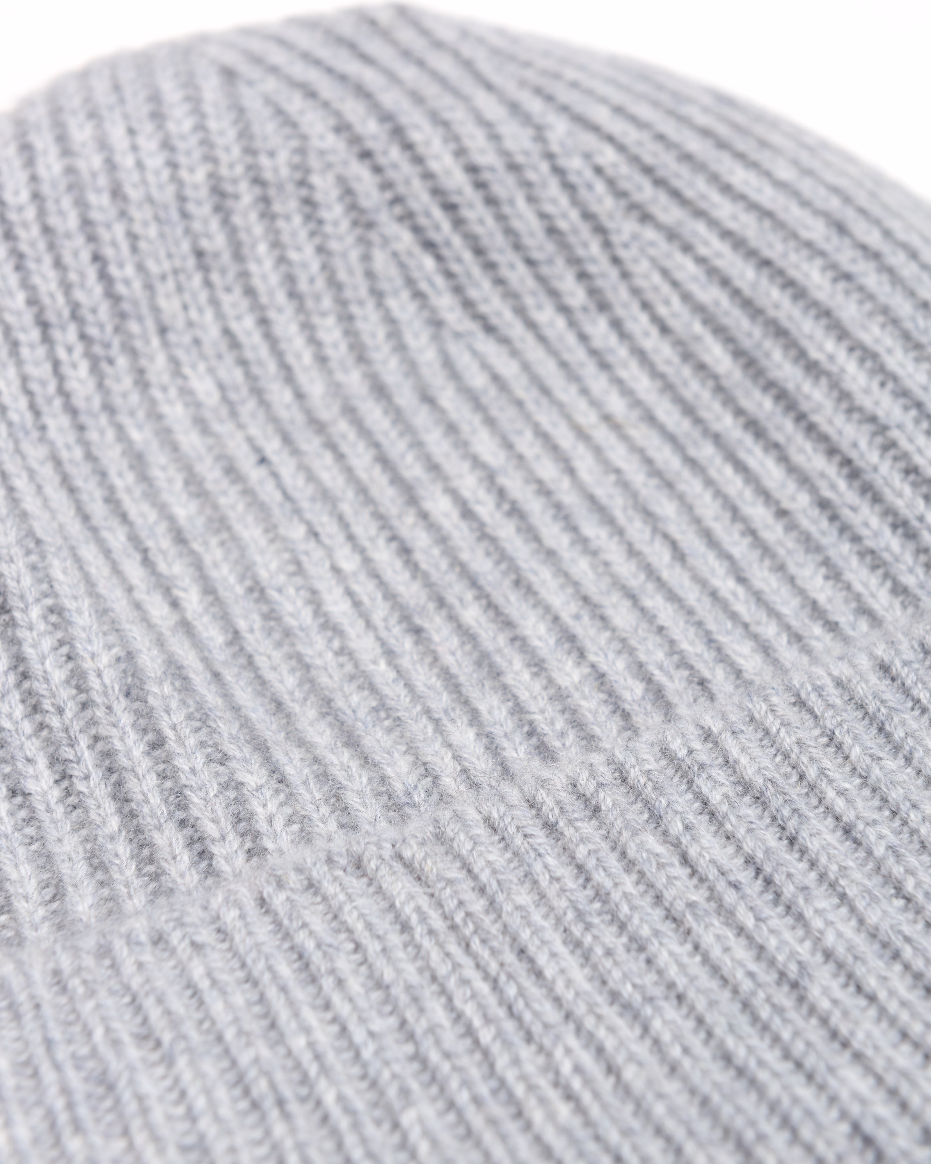 Cuffia a costine in cashmere