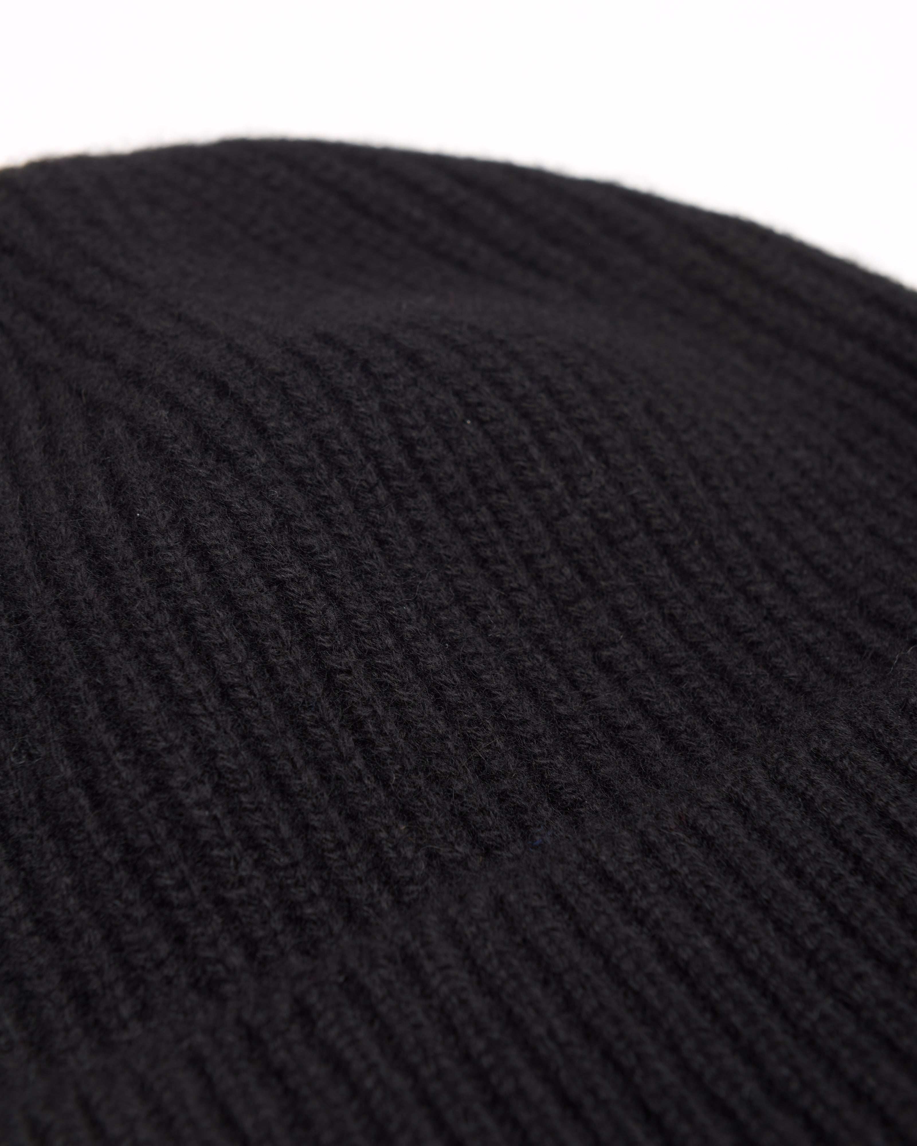 Cuffia a costine in cashmere