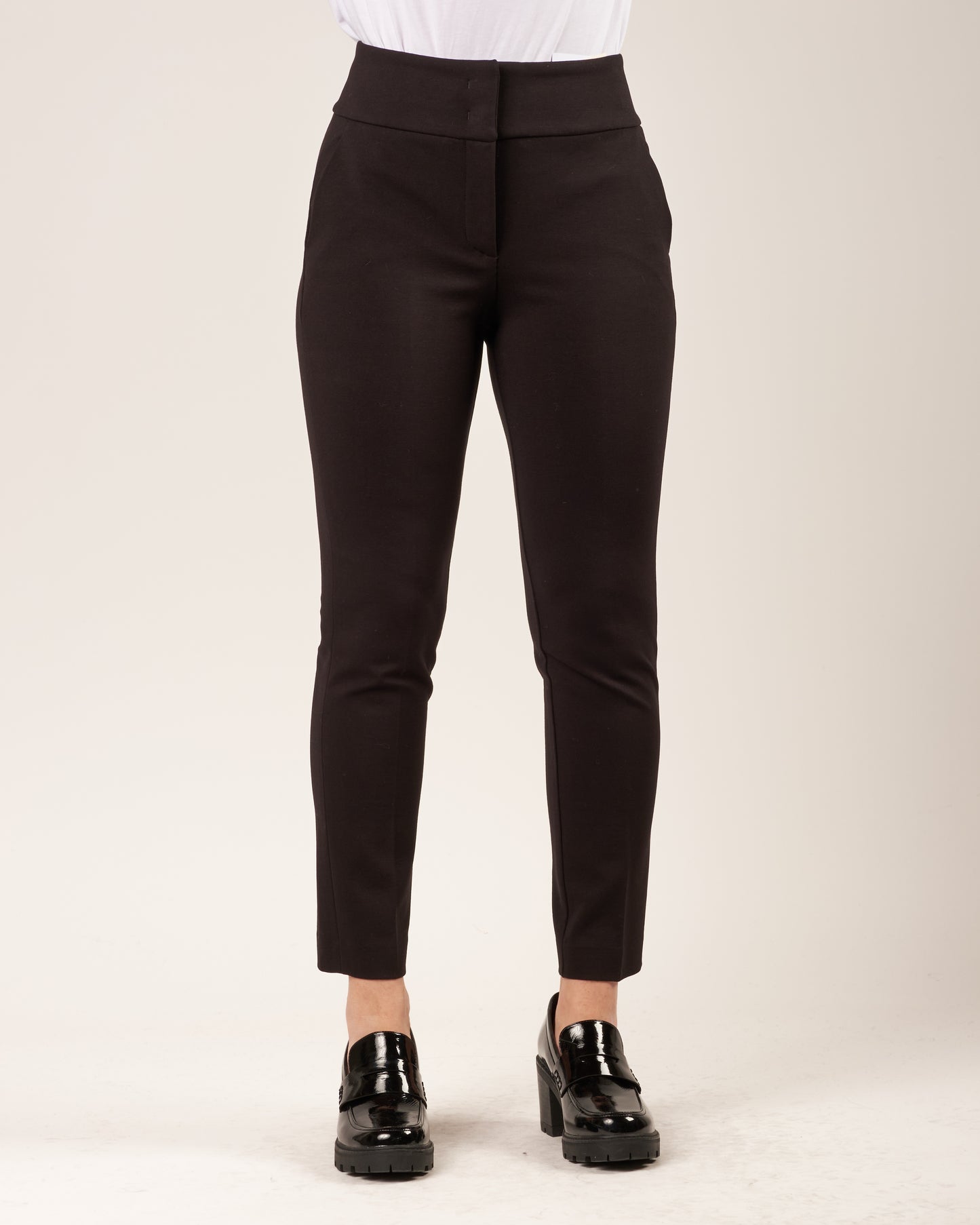 Pantaloni con elastico