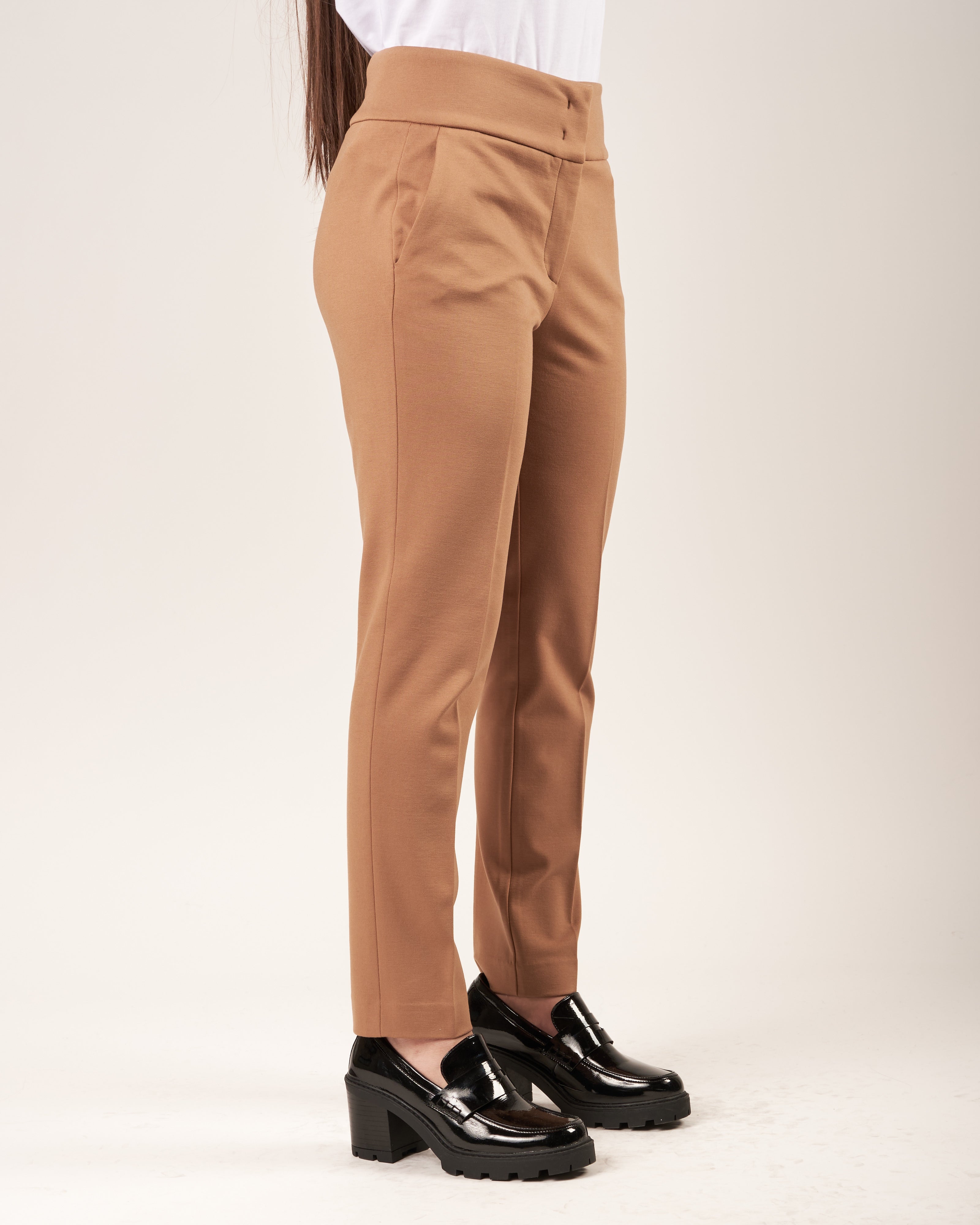 Pantaloni con elastico