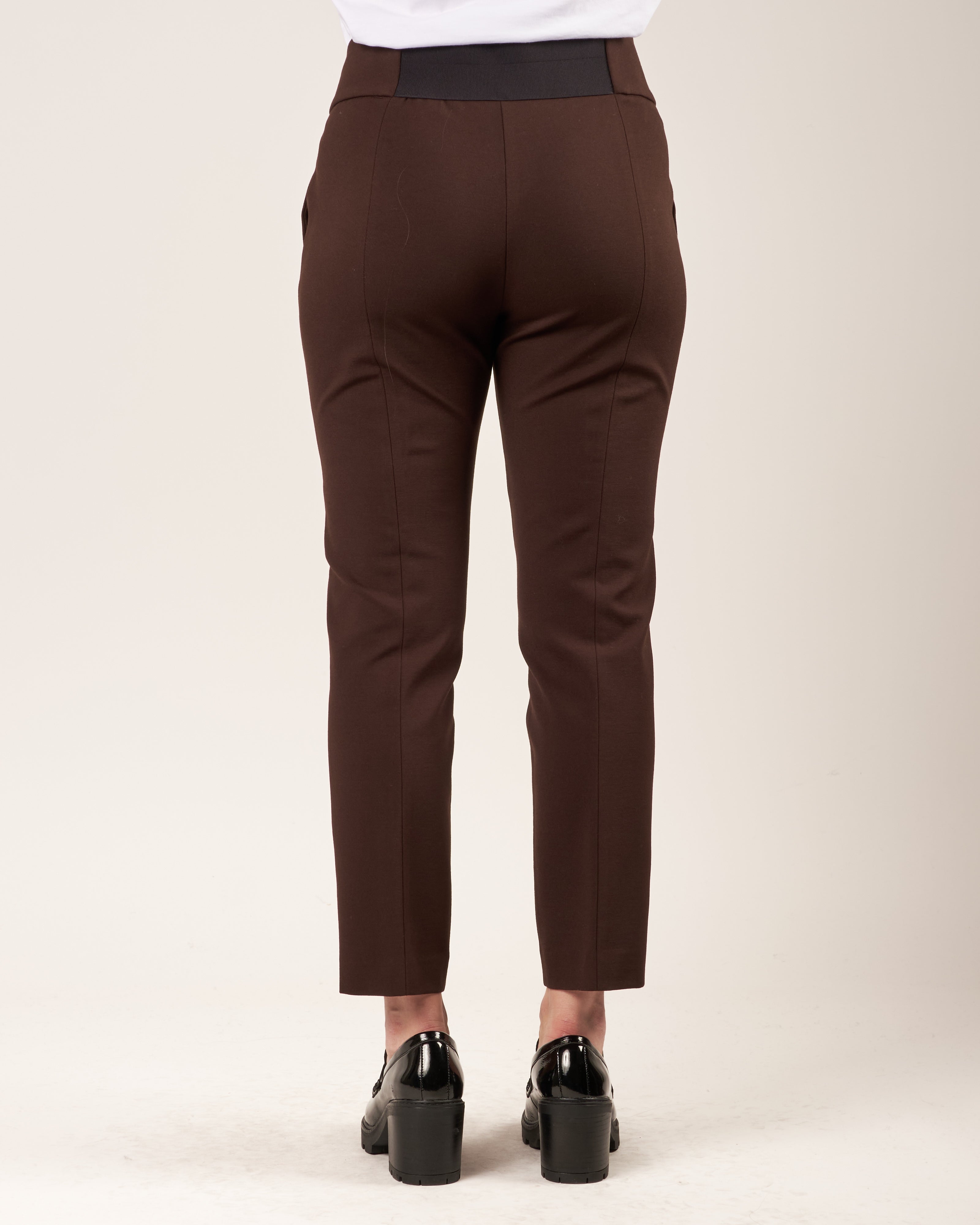 Pantaloni con elastico