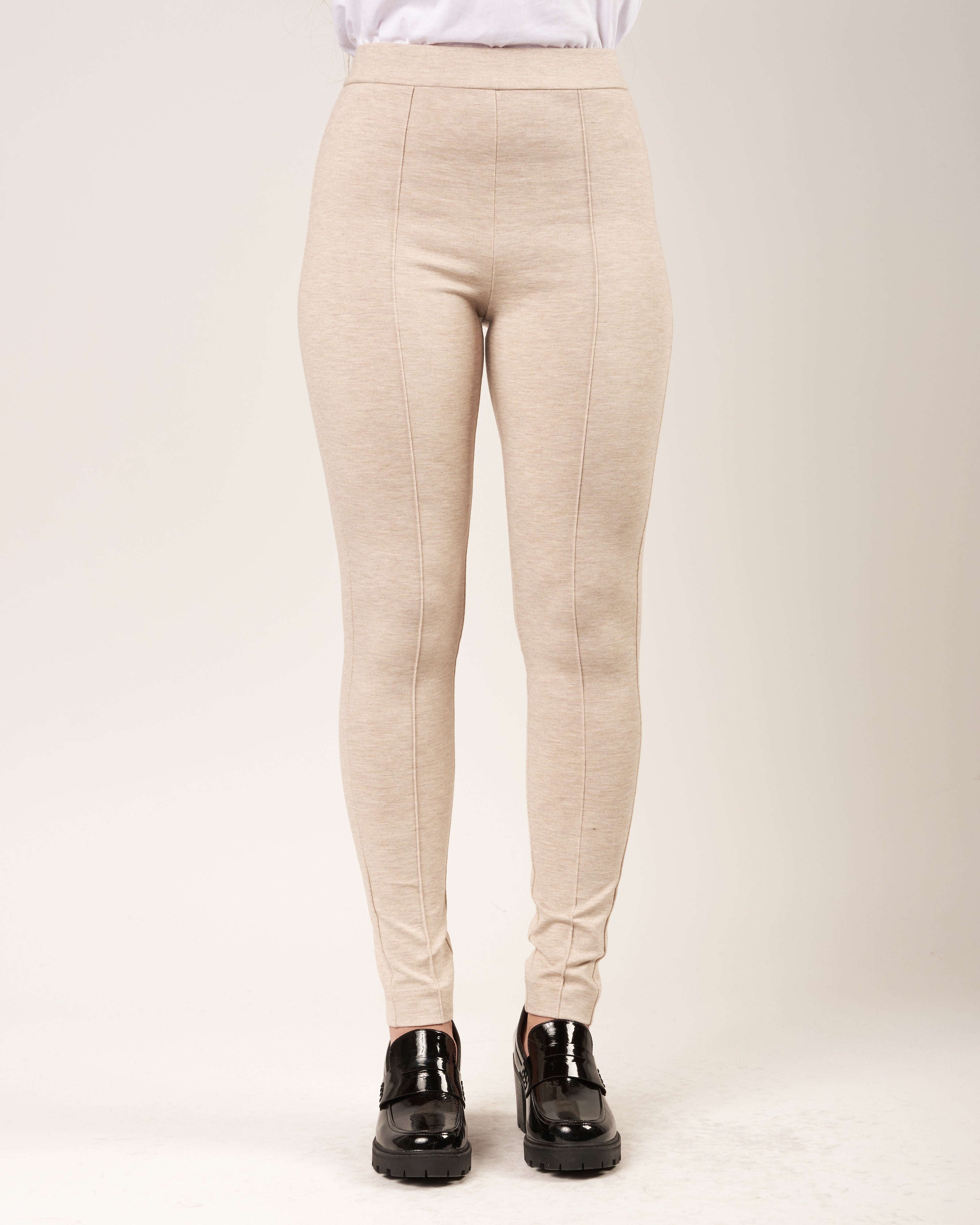 Pantaloni elasticizzati con fondo stretto