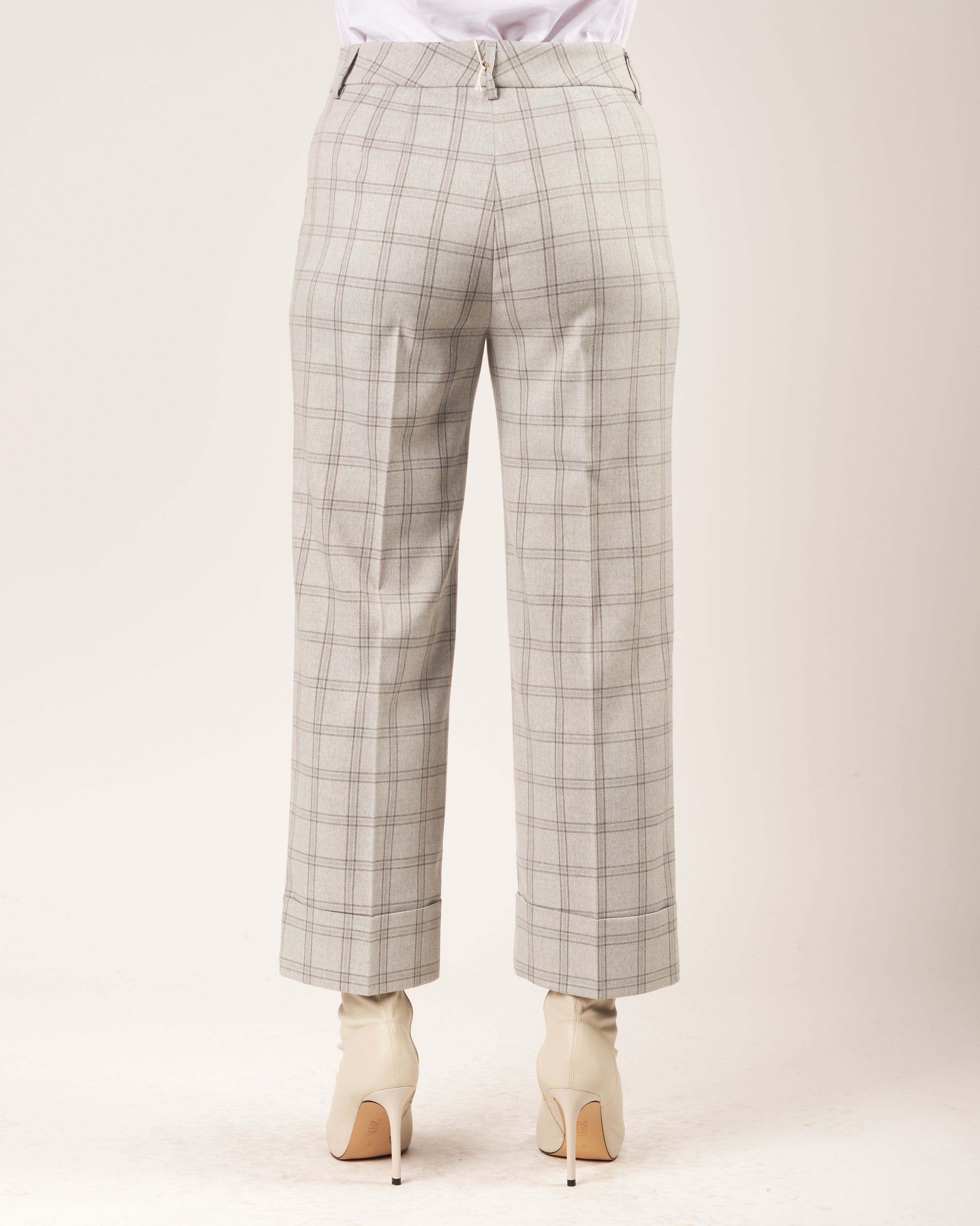 Pantaloni con monile