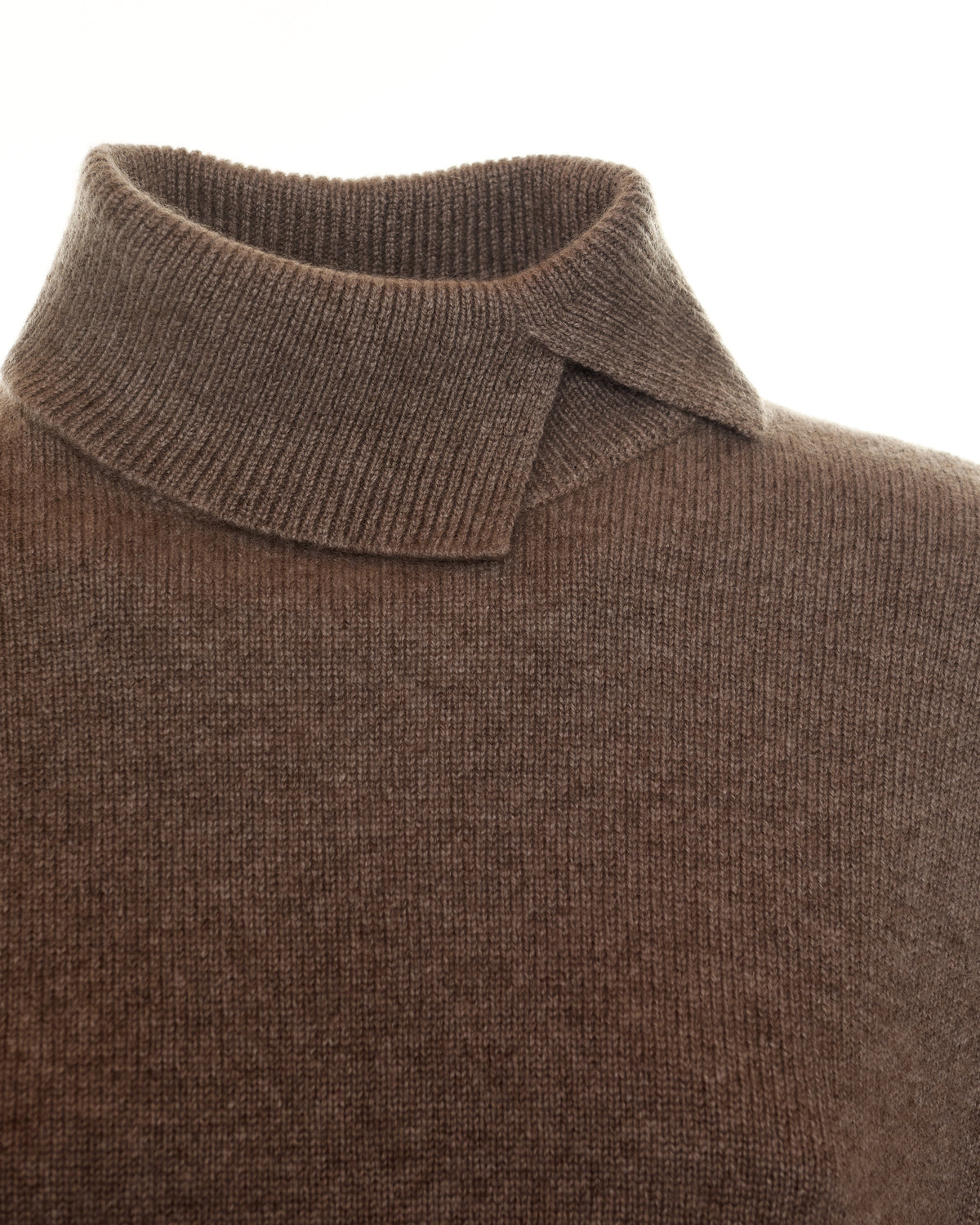 Maglia a collo alto in cashmere