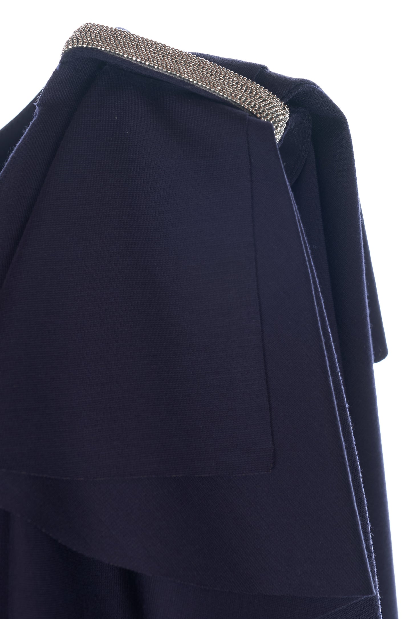 Abito in jersey con monile