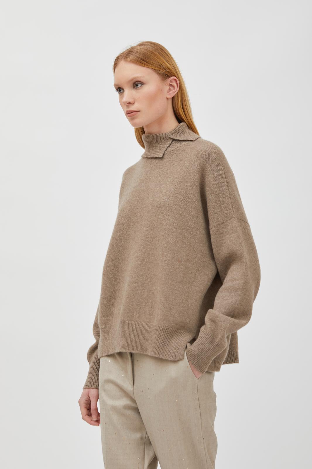 Maglia a collo alto in cashmere